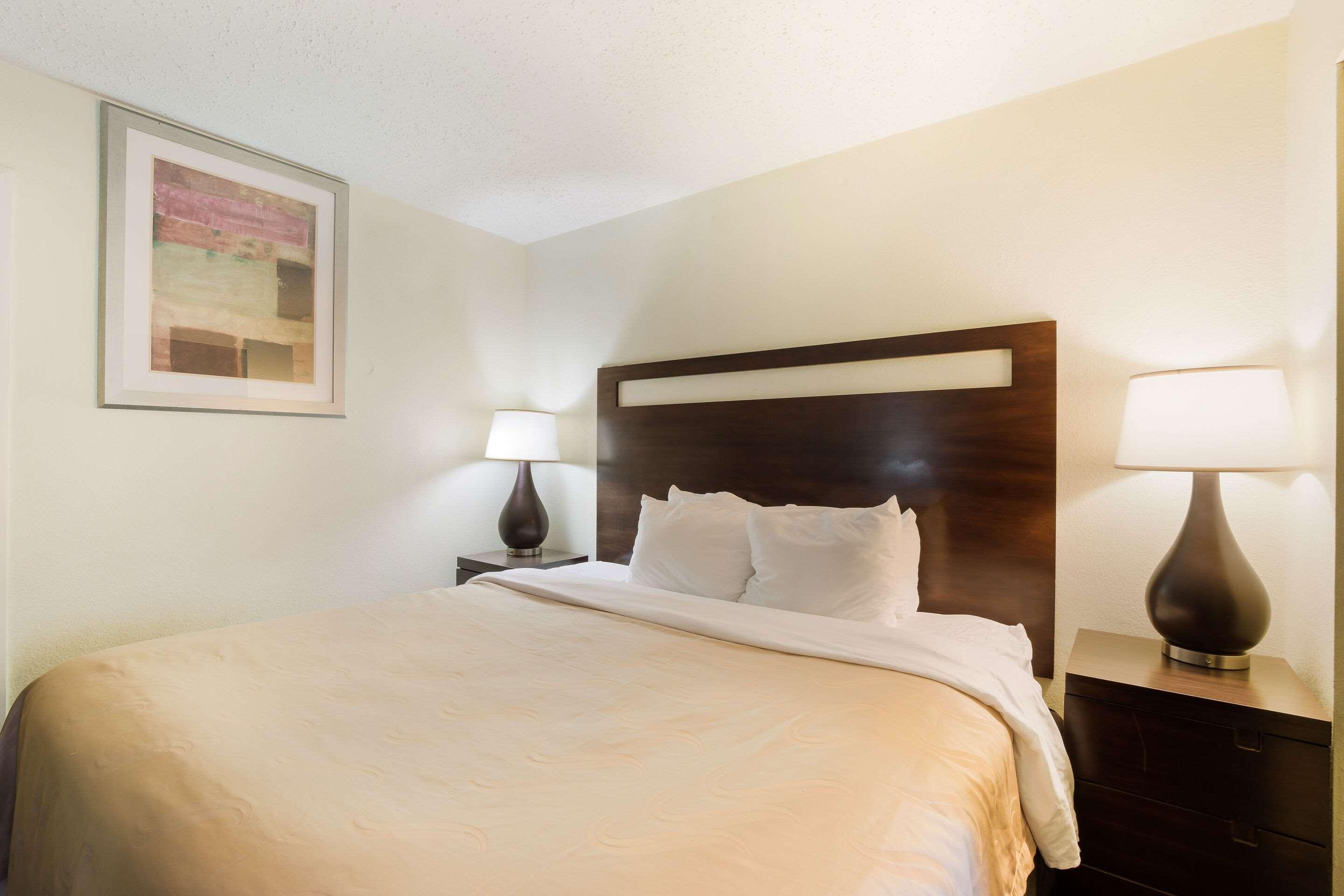 Quality Inn & Suites Conference Center Statesboro Historic District Экстерьер фото